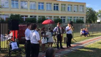 występ przedstawicieli Szkoły Muzycznej z Kozienic