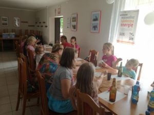 Stowarzyszenie na&nbsp;rzecz ekorozwoju wsi w&nbsp;Szczepkowie Borowym i&nbsp;&bdquo;Tr&oacute;jmieście&rdquo; &ndash; &bdquo;Z wiatrakami w&nbsp;tle &ndash; pomysłowi mieszkańcy szansą rozwoju sołectwa Borowe&rdquo;