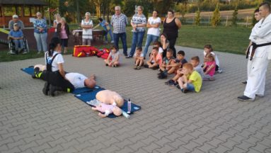 Międzypokoleniowe zajęcia relaksacyjno-ruchowe