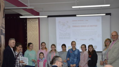 Laureaci konkursu "Opowiedz..."