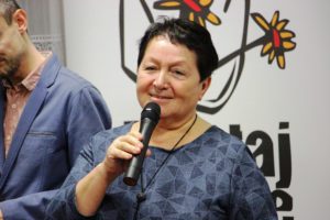 Studentka Uniwersytetu Trzeciego Wieku
