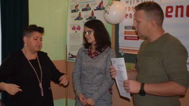 Radny działa z Głuchymi