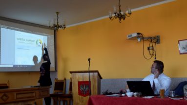 Warsztaty dziennikarskie w ramach projektu "Wieści gminne - co w trawie piszczy"