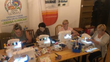 KGW Retro-Xężanki w walce z COVID - 19 . Uszyjemy przyjazną rzeczywistość mieszkańcom Gminy Zduny