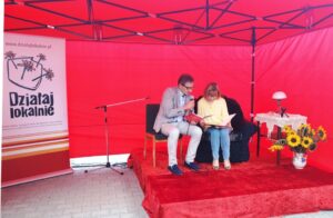 Wicestarosta Kluczborski z&nbsp;małżonką czytają "Balladynę" Juliusza Słowackiego