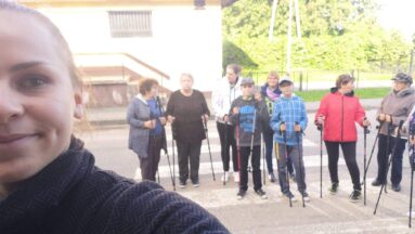 Zdjęcie grupy osób na początku wyprawy